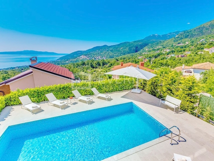 Opatija, Poljane, vila s bazenom