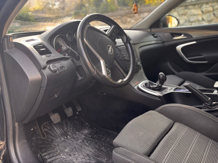 Opel Insignia 2.0cdti