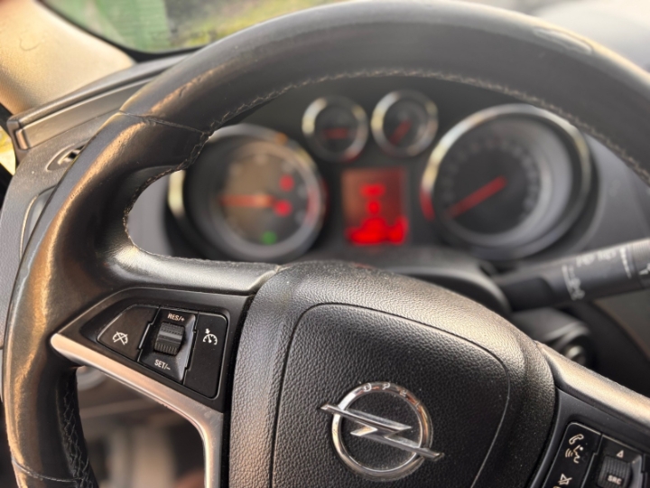 Opel Insignia 2.0cdti
