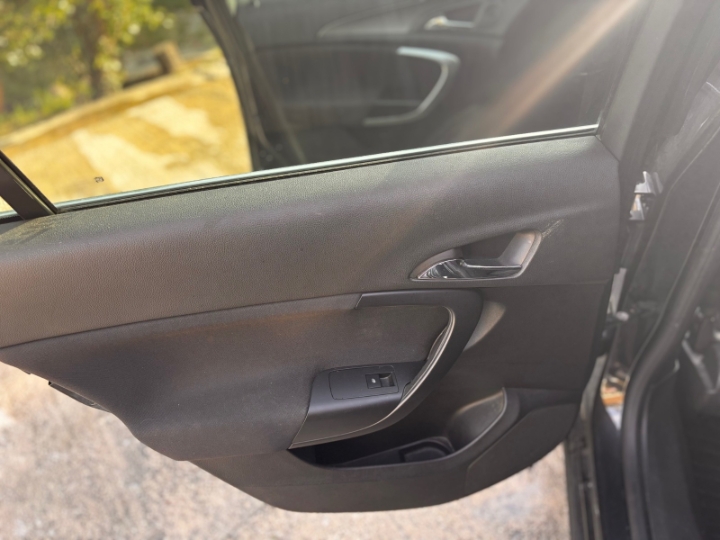 Opel Insignia 2.0cdti