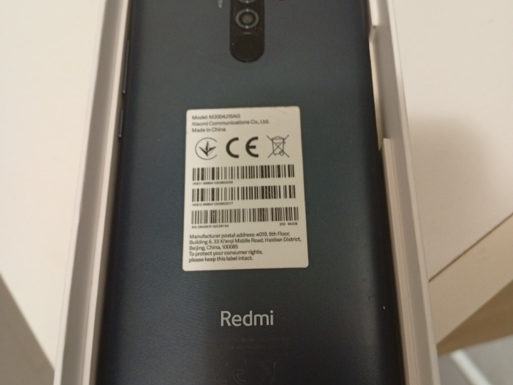 Xiaomi Redmi 9, 4 Gb, 64 kao nov