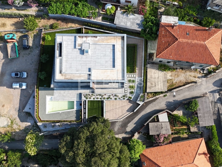 Rijeka, Kantrida, stan 164 m2 u novogradnji, garaža, pogled