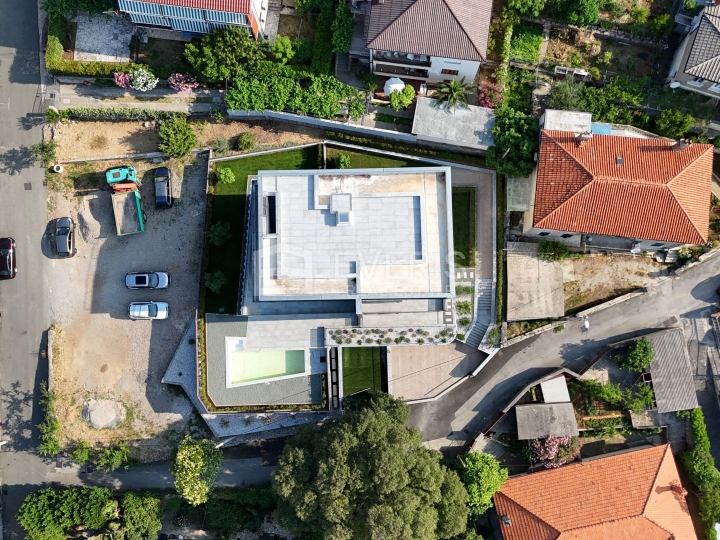 Rijeka, Kantrida, stan 164 m2 u novogradnji, garaža, pogled
