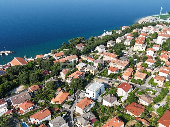 Rijeka, Kantrida, stan 164 m2 u novogradnji, garaža, pogled