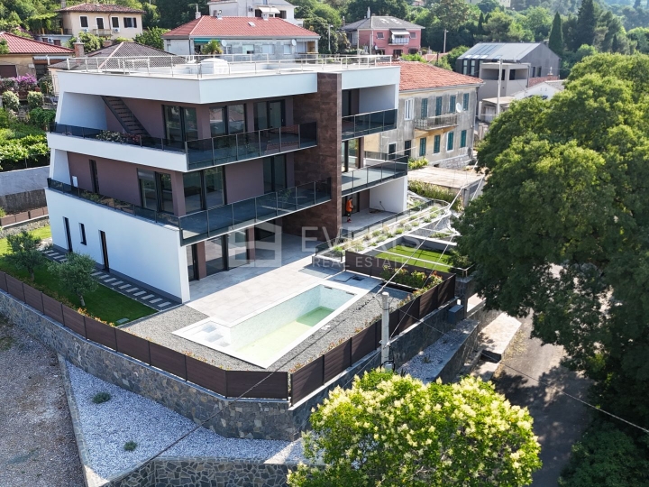 Rijeka, Kantrida, stan 164 m2 u novogradnji, garaža, pogled