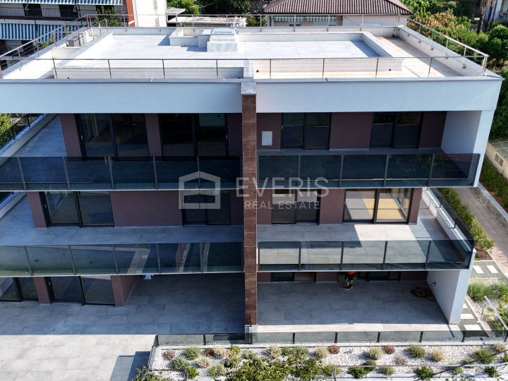 Rijeka, Kantrida, stan 164 m2 u novogradnji, garaža, pogled