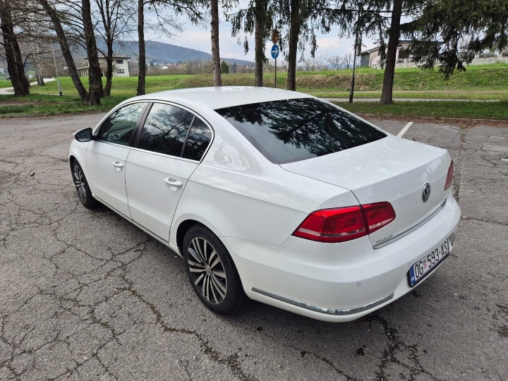 VW Passat B7 2.0 TDI, odličan
