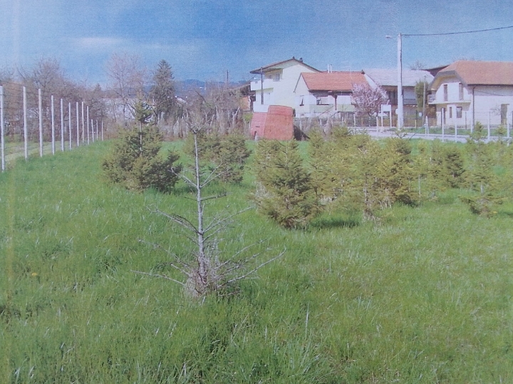 Građ. zemljište uz vrtić 850 m2, Zagreb