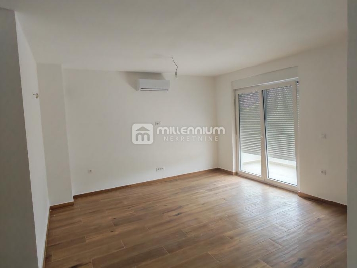 Viškovo, novogradnja, 3S+DB, 80m2 s balkonom i parkingom