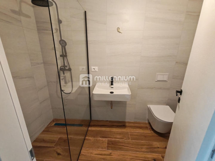 Viškovo, novogradnja, 3S+DB, 80m2 s balkonom i parkingom