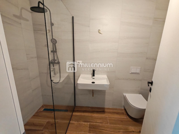 Viškovo, novogradnja, 3S+DB, 80m2 s balkonom i parkingom