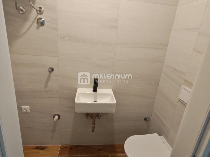 Viškovo, novogradnja, 3S+DB, 80m2 s balkonom i parkingom