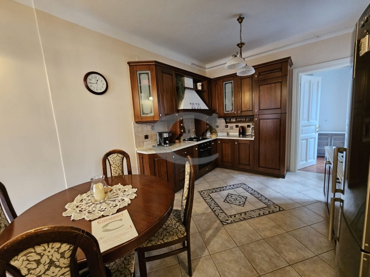 Rijeka, Centar, stan, 105 m2