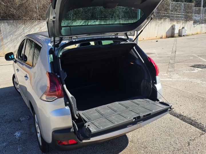 Peugeot 3008 1.6Hdi
