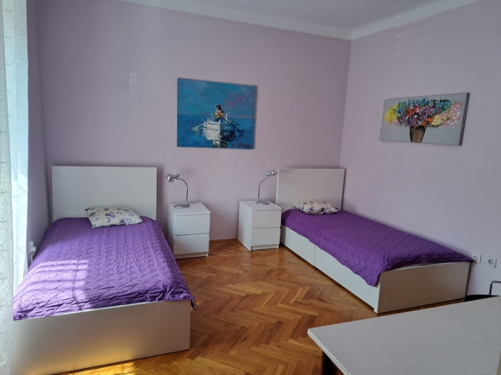 Centar najam za 2-3 studenta bez agencija.