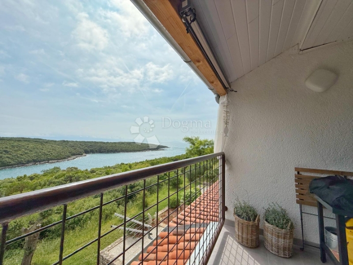 Najbolja lokacija u Marčani, apartman 1. red do mora