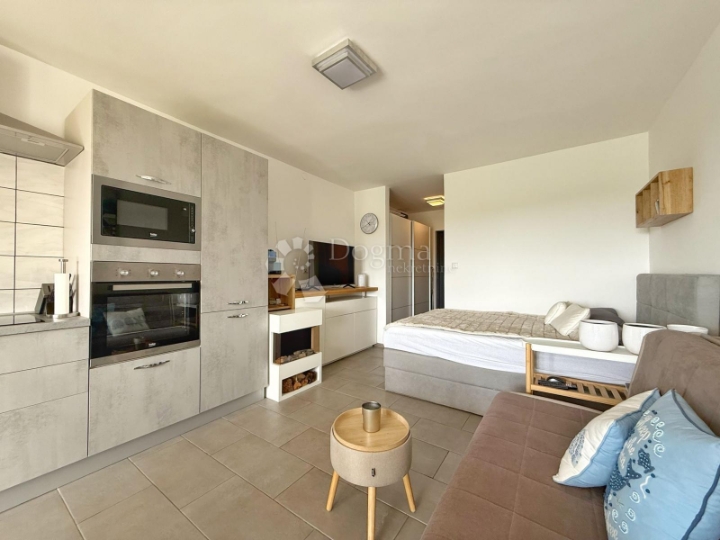 Najbolja lokacija u Marčani, apartman 1. red do mora