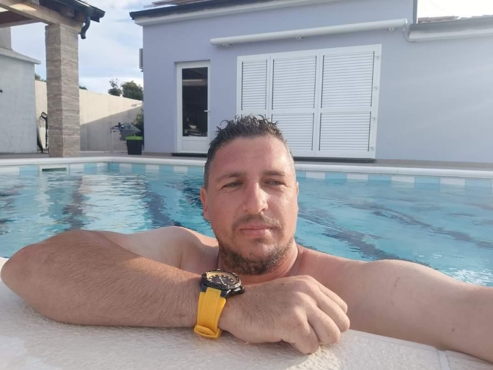 Alex