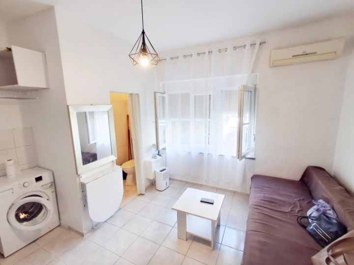 Namještena garsonijera, 45.000€