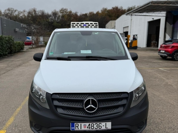 Mercedes Vito - bijeli