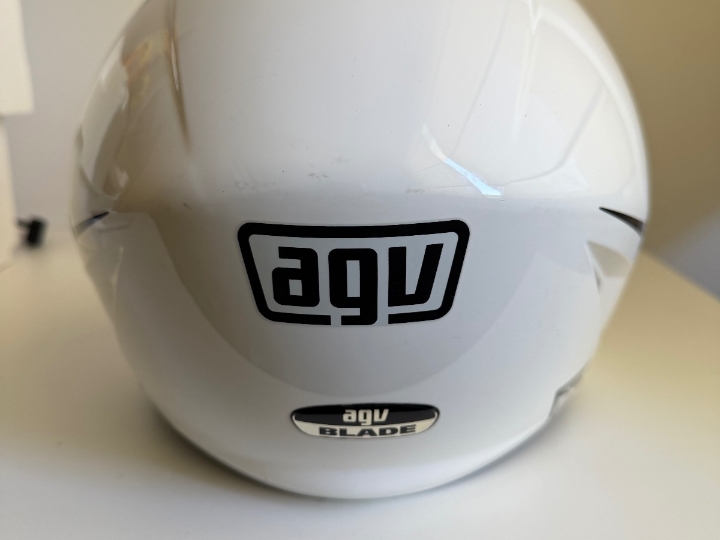 Kaciga za motor skuter AGV