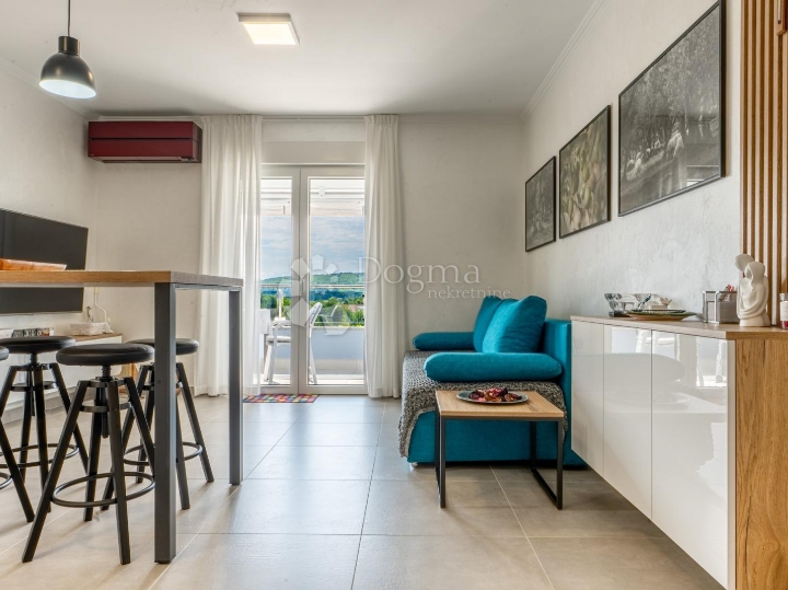 Prekrasno uređen apartman u blizini mora