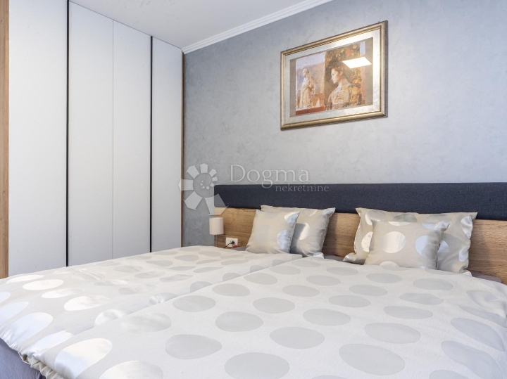 Prekrasno uređen apartman u blizini mora
