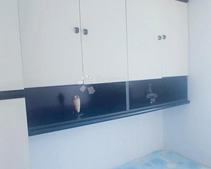 Top lokacija-Njivice/Kijac, apartman 150 m od mora