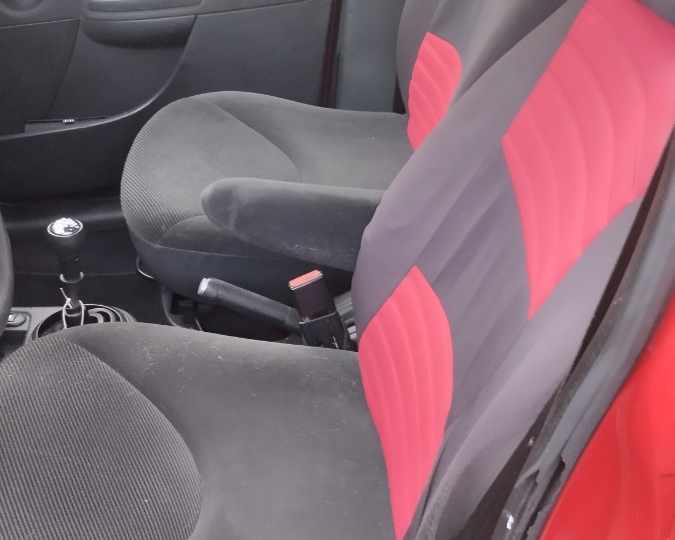 Citroën C3, reg. do 21.07.2026.