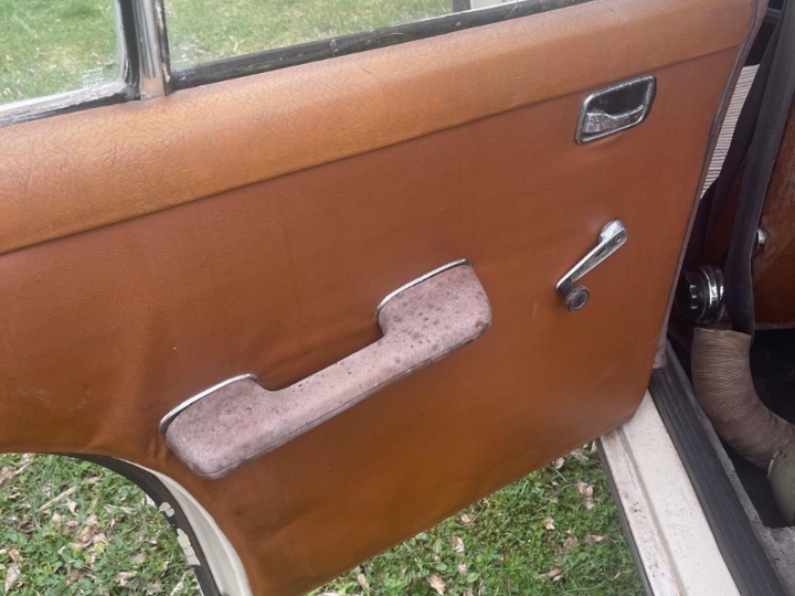 Mercedes oldtimer W114
