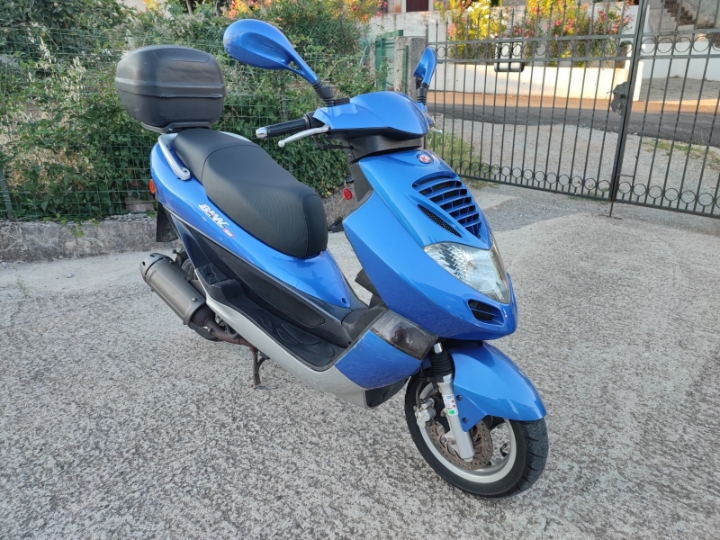 Skuter Kymco Bet&Win 50ccm 07/26