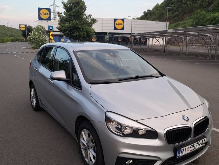 BMW 218D