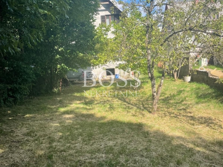 Lič, samostojeća kuća 150m2, prilika!