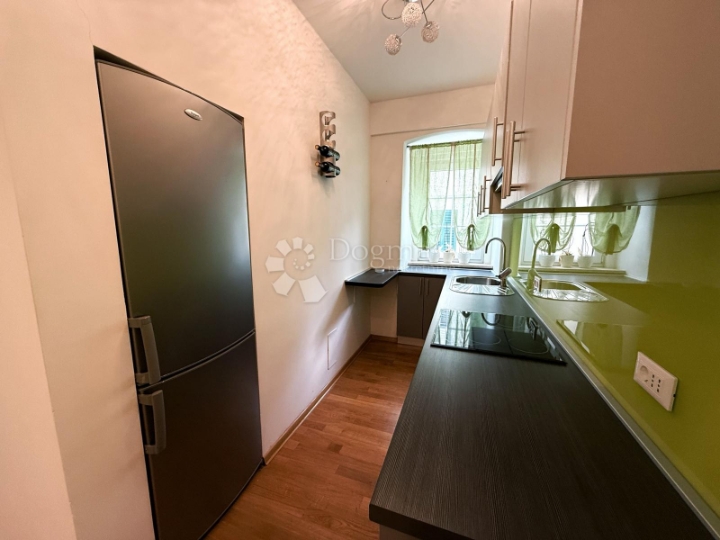 Ugodan apartman u najužem centru Opatije! Rijetko!