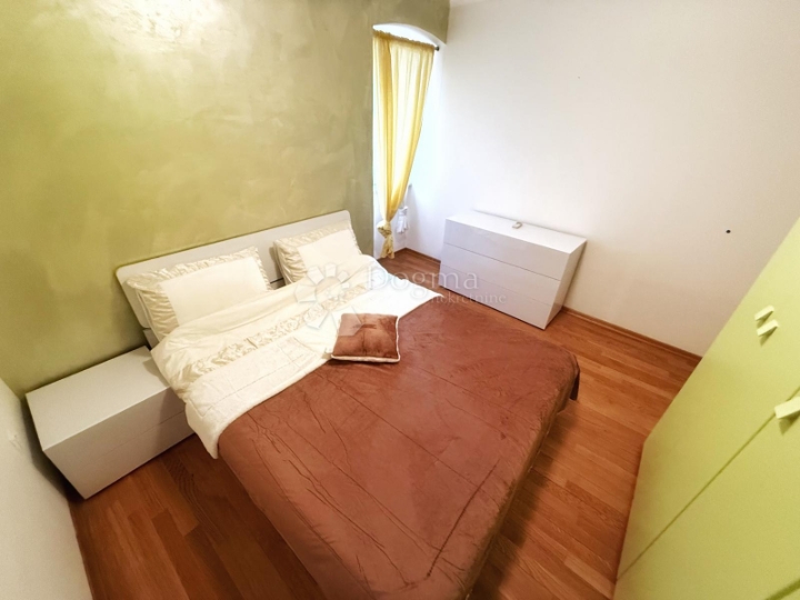 Ugodan apartman u najužem centru Opatije! Rijetko!