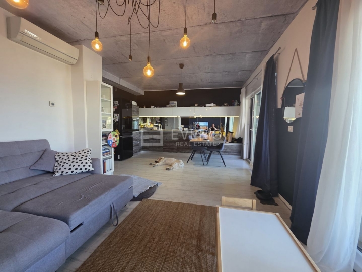 Kastav, Rešetari, stan 72 m2 s okućnicom 110 m2