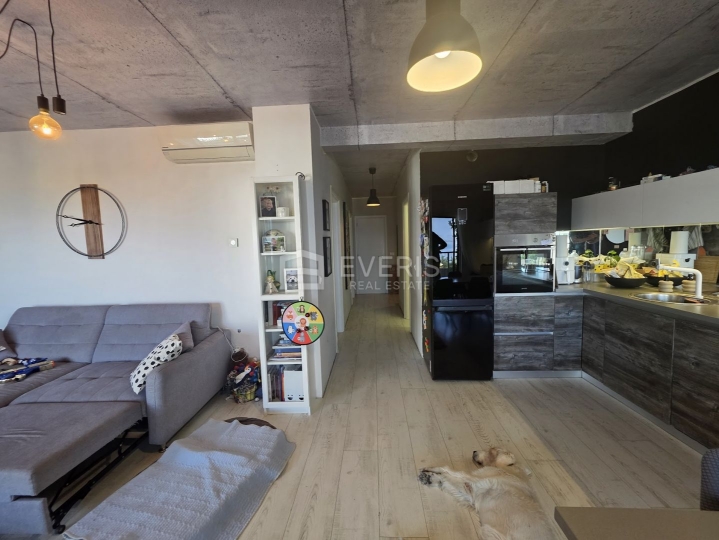 Kastav, Rešetari, stan 72 m2 s okućnicom 110 m2