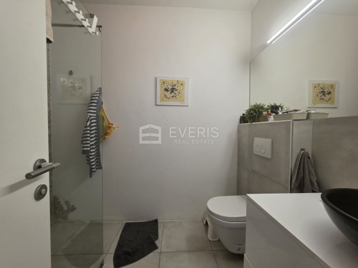 Kastav, Rešetari, stan 72 m2 s okućnicom 110 m2