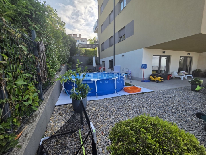 Kastav, Rešetari, stan 72 m2 s okućnicom 110 m2