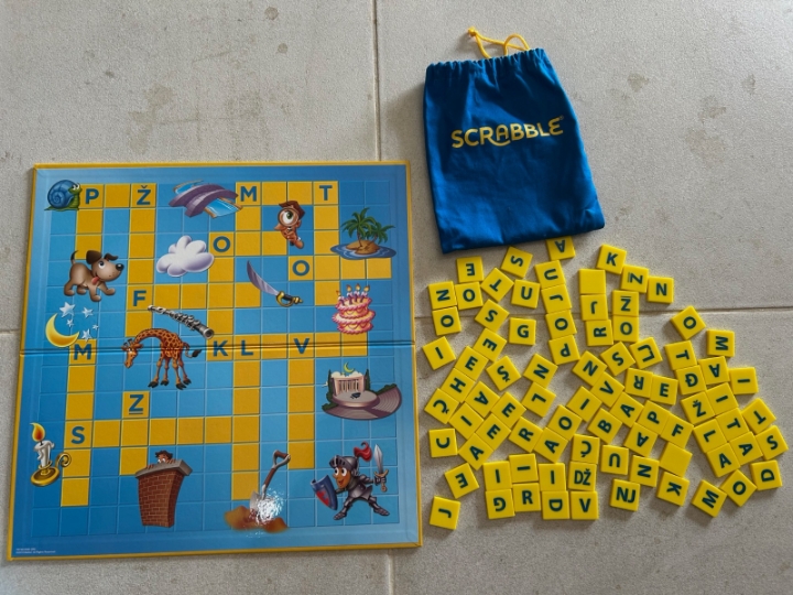Društvena igra Scrabble Junior