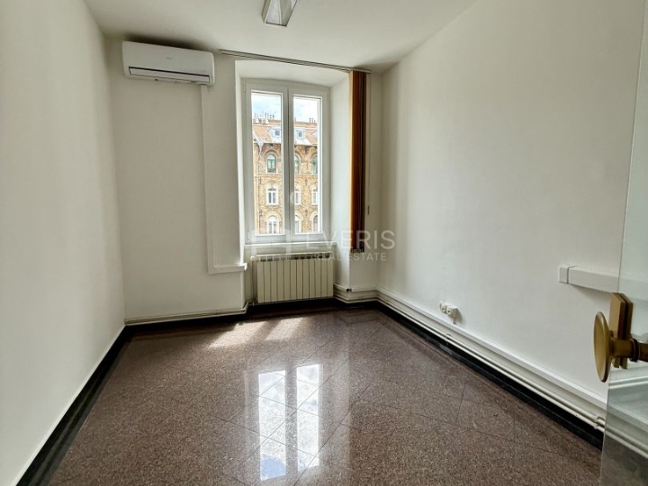 Rijeka, stan u centru grada, 110 m2