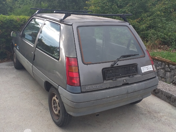 Renault 5