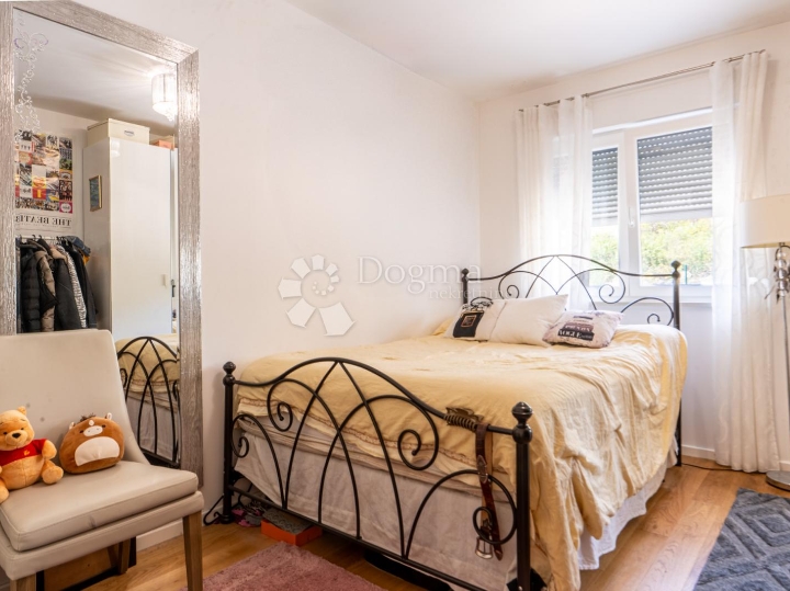 Martinkovac, 96.20m2, 3S+DB novogradnja, balkon, pogled
