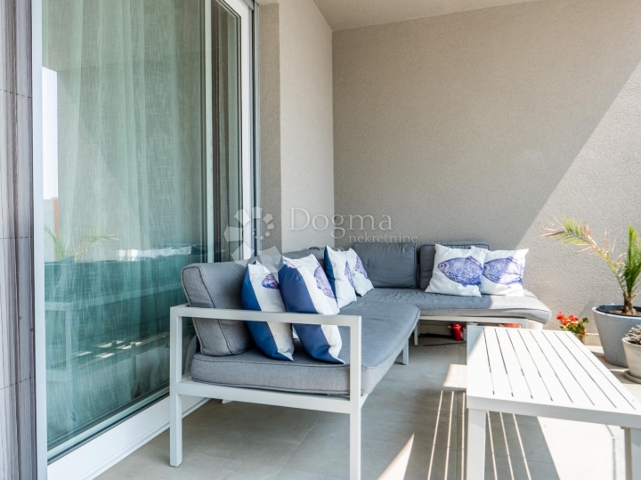 Martinkovac, 96.20m2, 3S+DB novogradnja, balkon, pogled