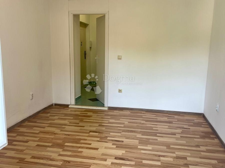 Belveder-centar 1Skl. 28 m2