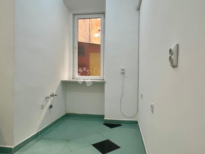 Belveder-centar 1Skl. 28 m2
