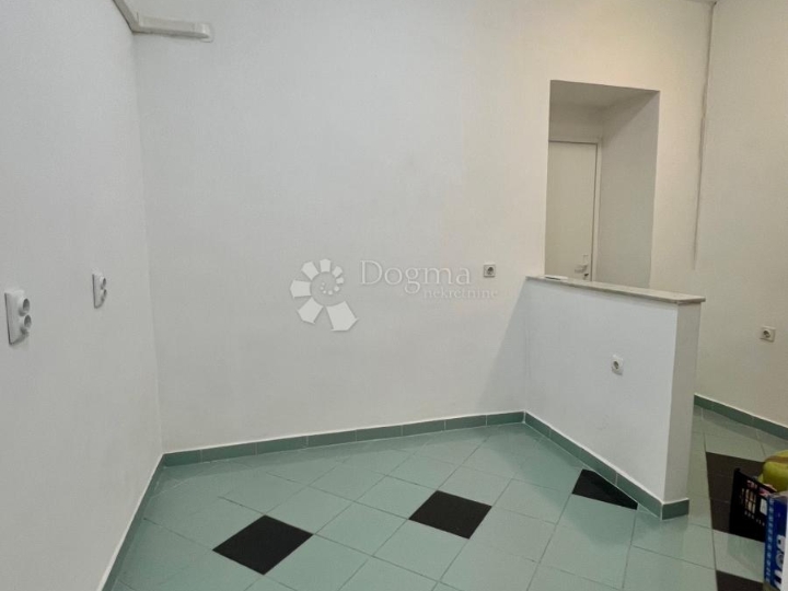 Belveder-centar 1Skl. 28 m2