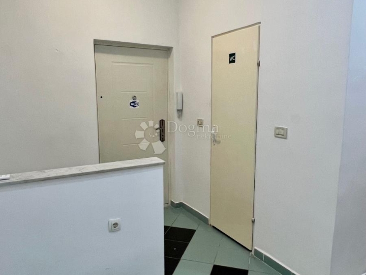 Belveder-centar 1Skl. 28 m2