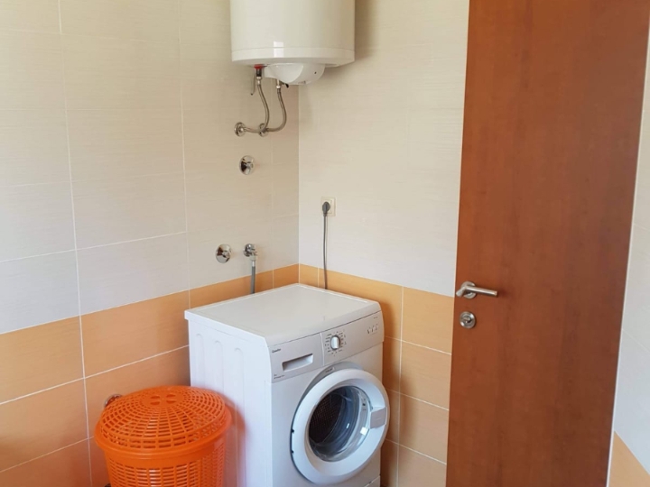 Gornja Drenova, jednosoban stan