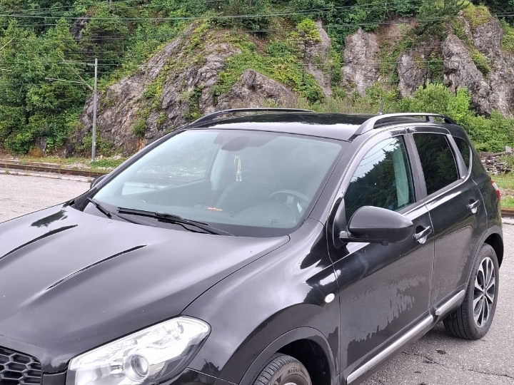 Nissan Qasqhai 1.6dCi, 4wd Tekna +